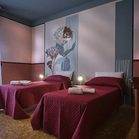 Casa Del Poeta アパート ヴェローナ