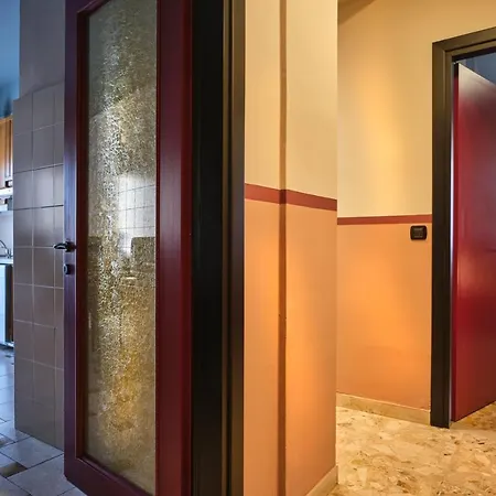 Casa Del Poeta アパート ヴェローナ